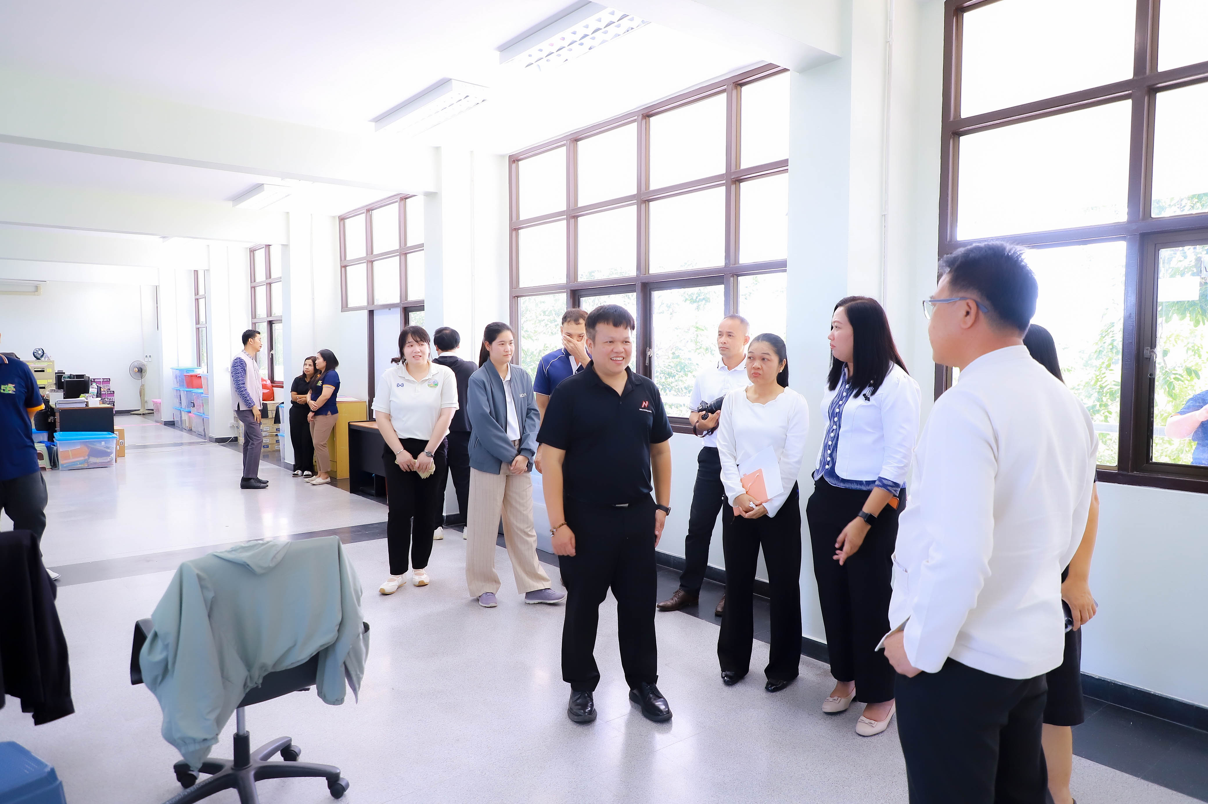 title - รองเลขาธิการ ส.ป.ก. ลุยเตรียมงาน 